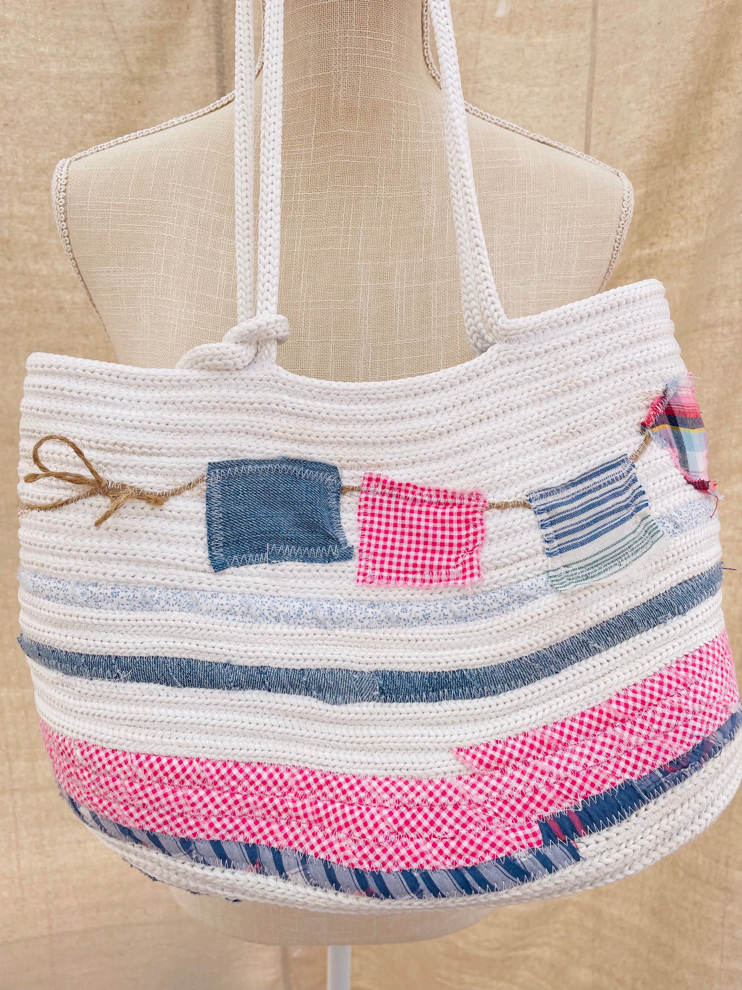 Lake breeze rope tote