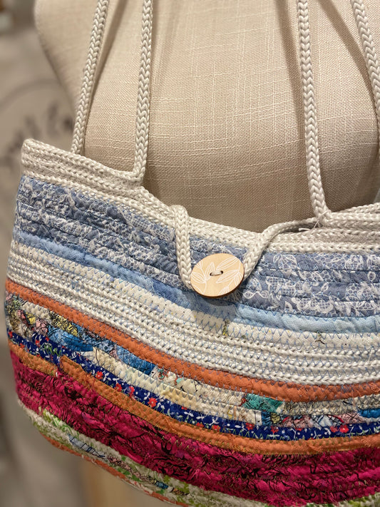 Blue sky rope tote