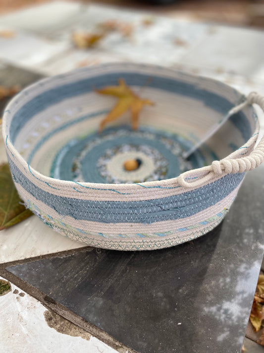 Natural blues rope basket